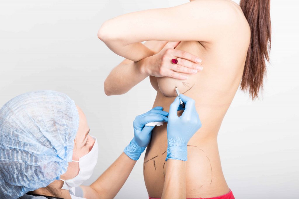 Die besten Kliniken für Brustvergrößerung mit Straffung in Deutschland