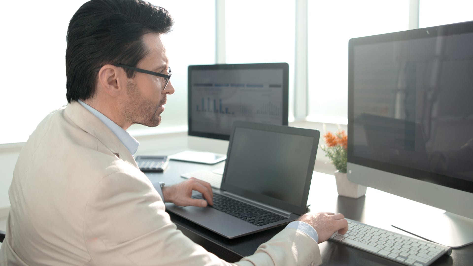 Best Practices für die Kommunikation und Einführung von Mitarbeiter Überwachung in Ihrem Team