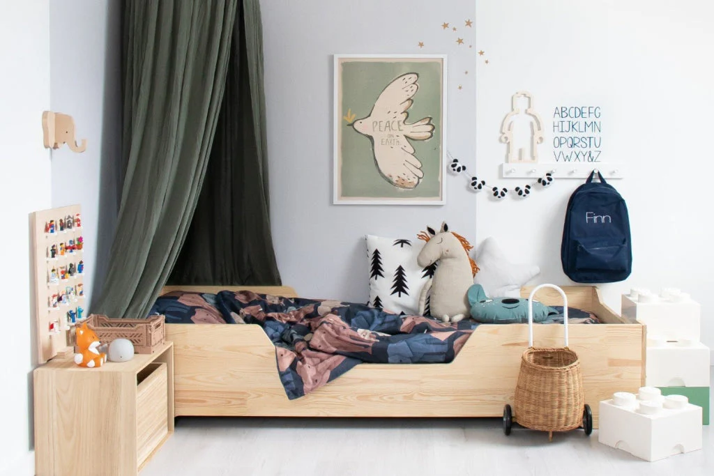 Kinderfreundliches Design trifft auf Funktionalität – Hausbett 120x200